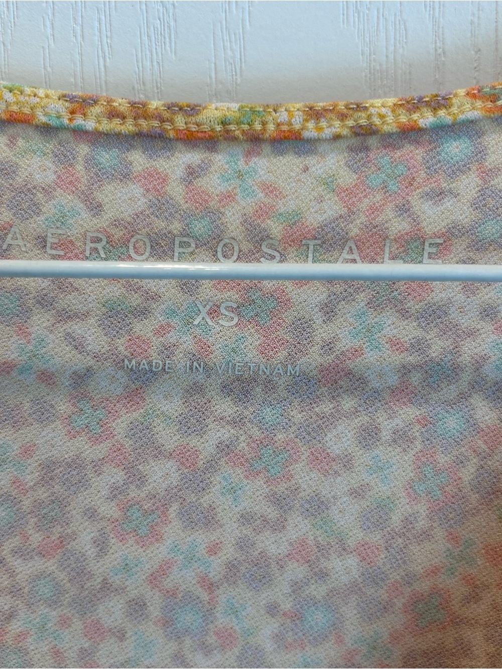 Aeropostale Women’s Pale Yellow Floral Short Ruffle Sleeve 31” Long Sz. XS Dress - Picture 2 of 6